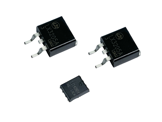 信号コンディショニング用小型低電圧MOSFET TO-263C